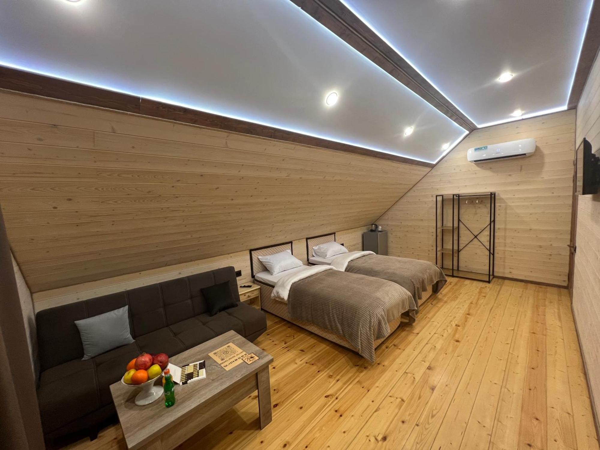 فندق Maru House ديليجان المظهر الخارجي الصورة