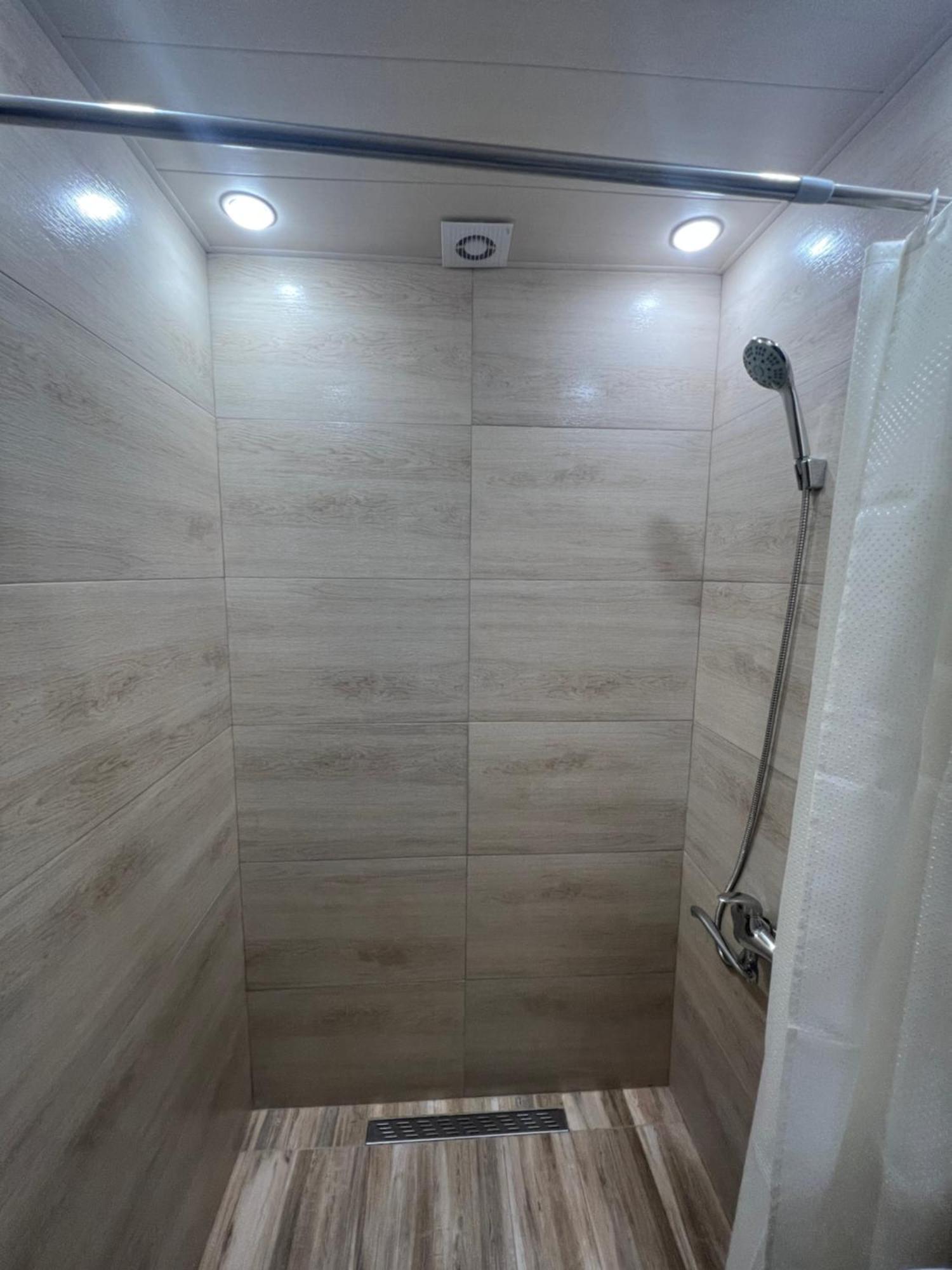 فندق Maru House ديليجان المظهر الخارجي الصورة